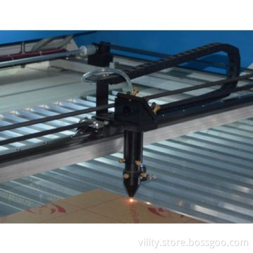 PET Laser cutting machine, greatly improves the work efficiency and speed